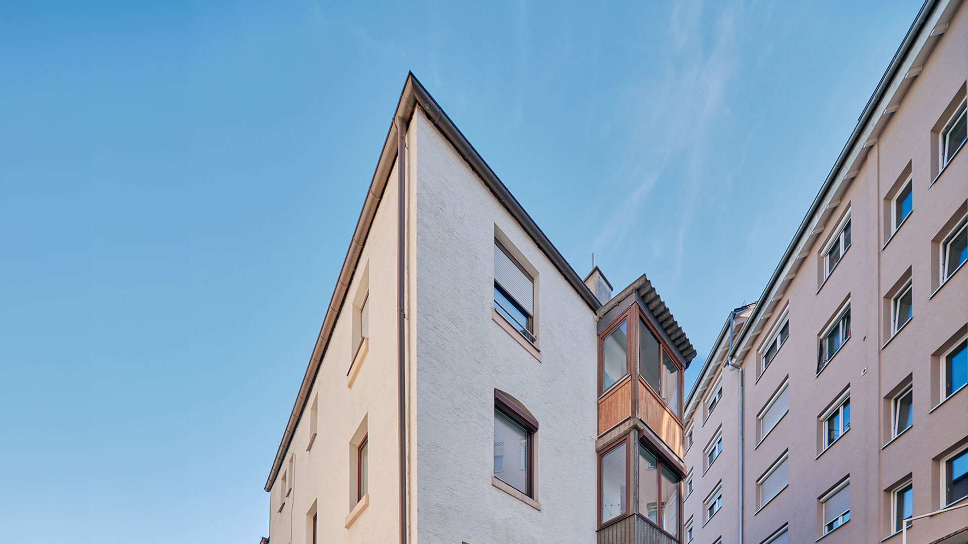 Erwerb einer neuen Immobilie in Stuttgart, Neckarstraße