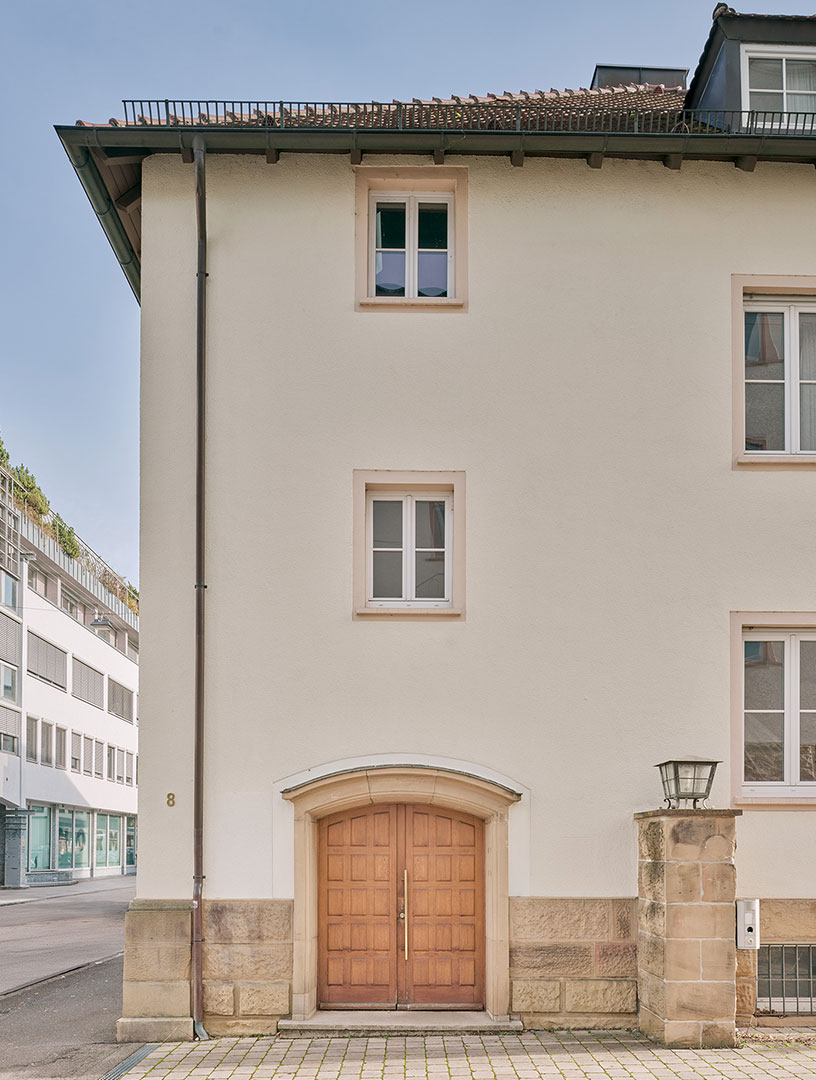 real-estate-residential-titotstrasse-8-eingang